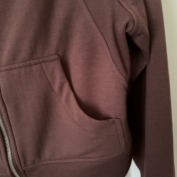 Activewear set - Picture 7 of 9